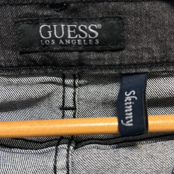 Guess Skinny Jeans 30*32 - Picture 6 of 9